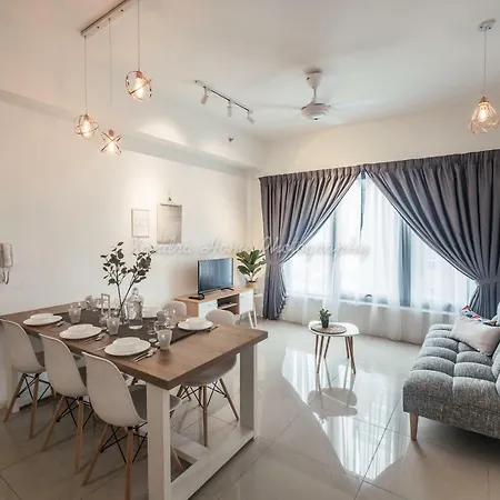 Xandra'S 218 Macalister Suite